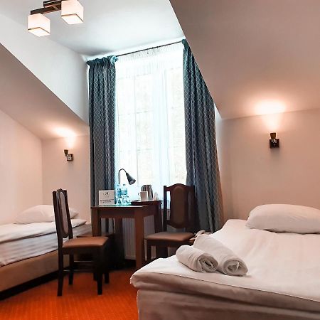 Hotel "Xavier" Lubycza Krolewska Exteriér fotografie