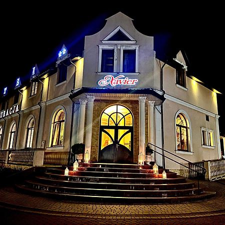 Hotel "Xavier" Lubycza Krolewska Exteriér fotografie